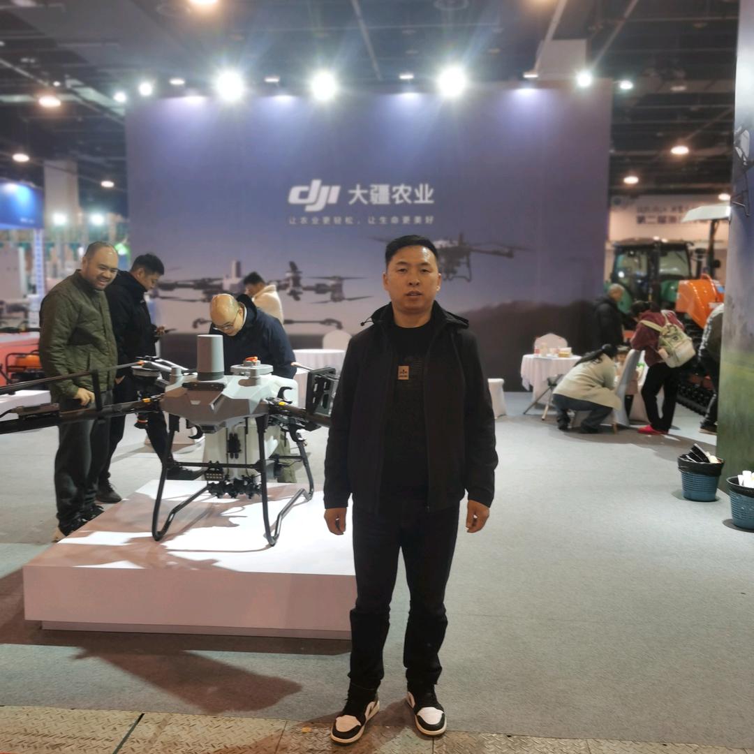 云尖<智能伸缩>坚果采摘机！