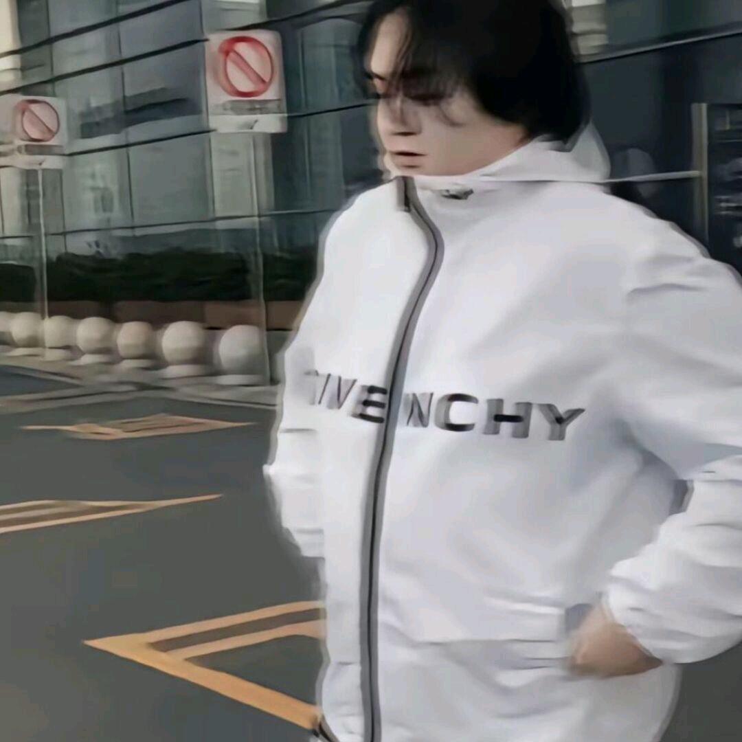 东喻