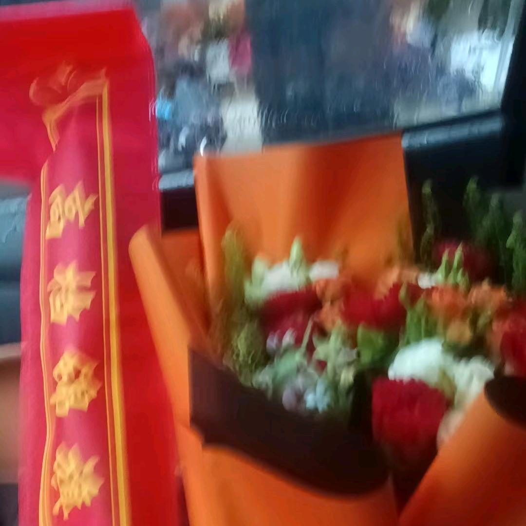 草原的兰花