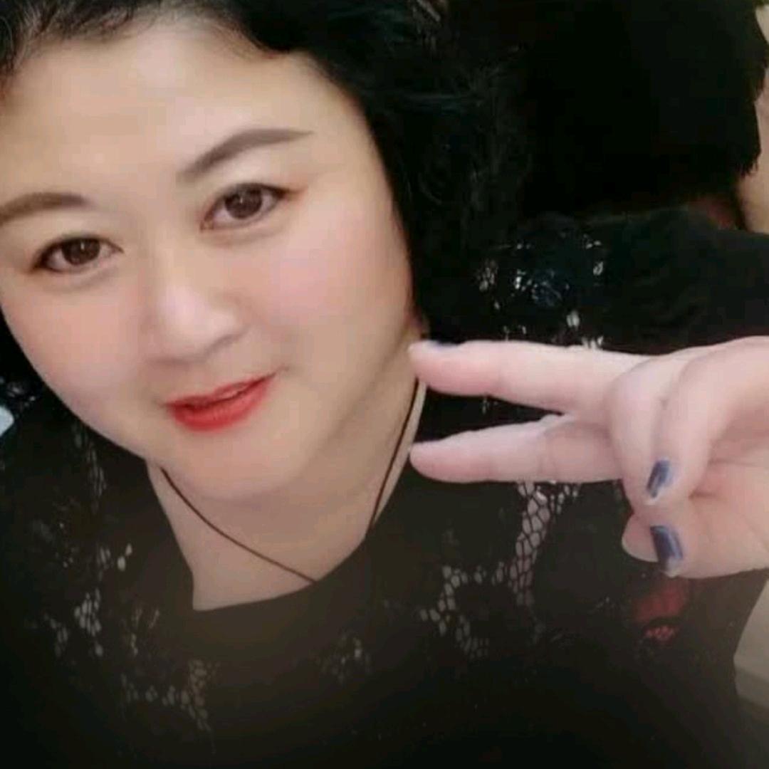 W 王 红 姐