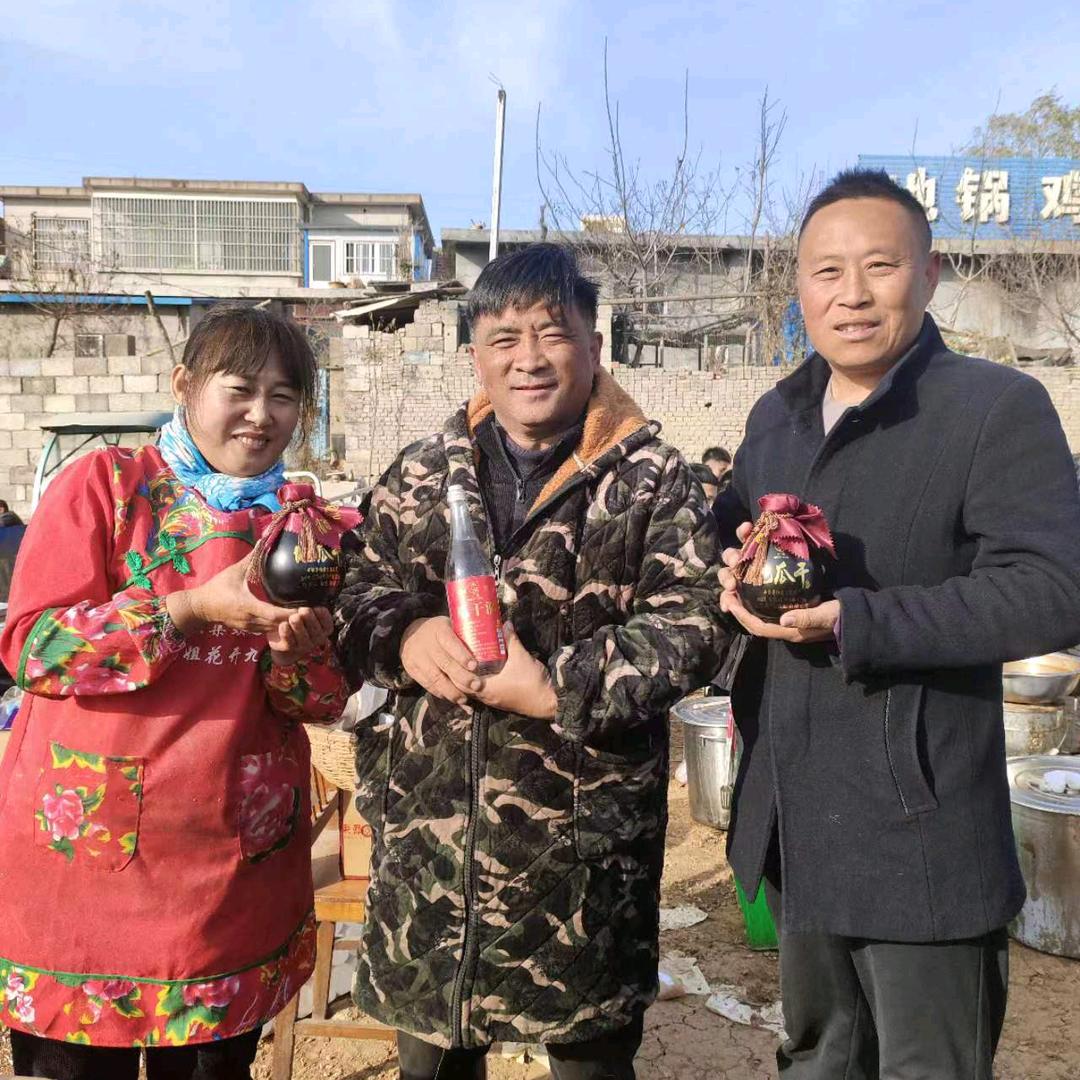 徐哥大集瓜干酒