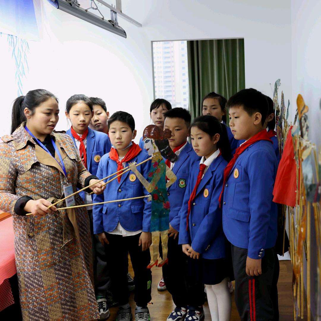 合肥马派皮影戏李缘