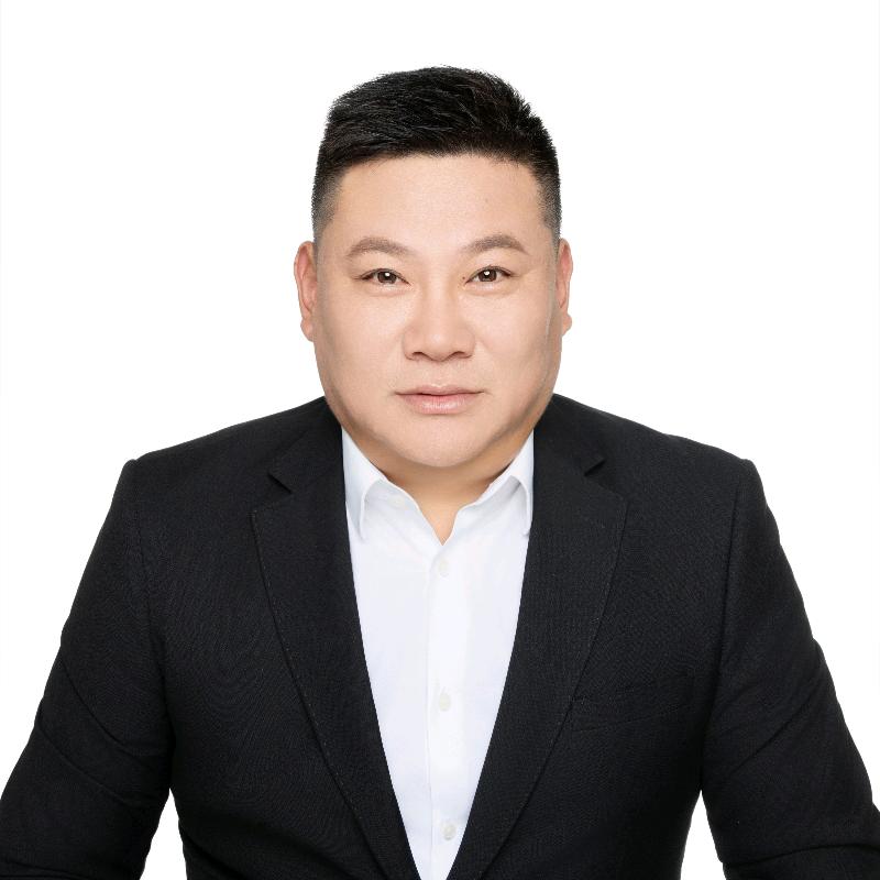 小伟钓鱼