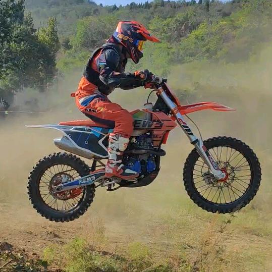 孟州面条哥，五花肉捞面，孟州一绝