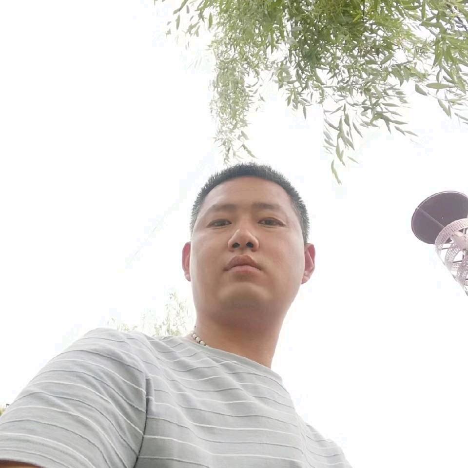 岺孞