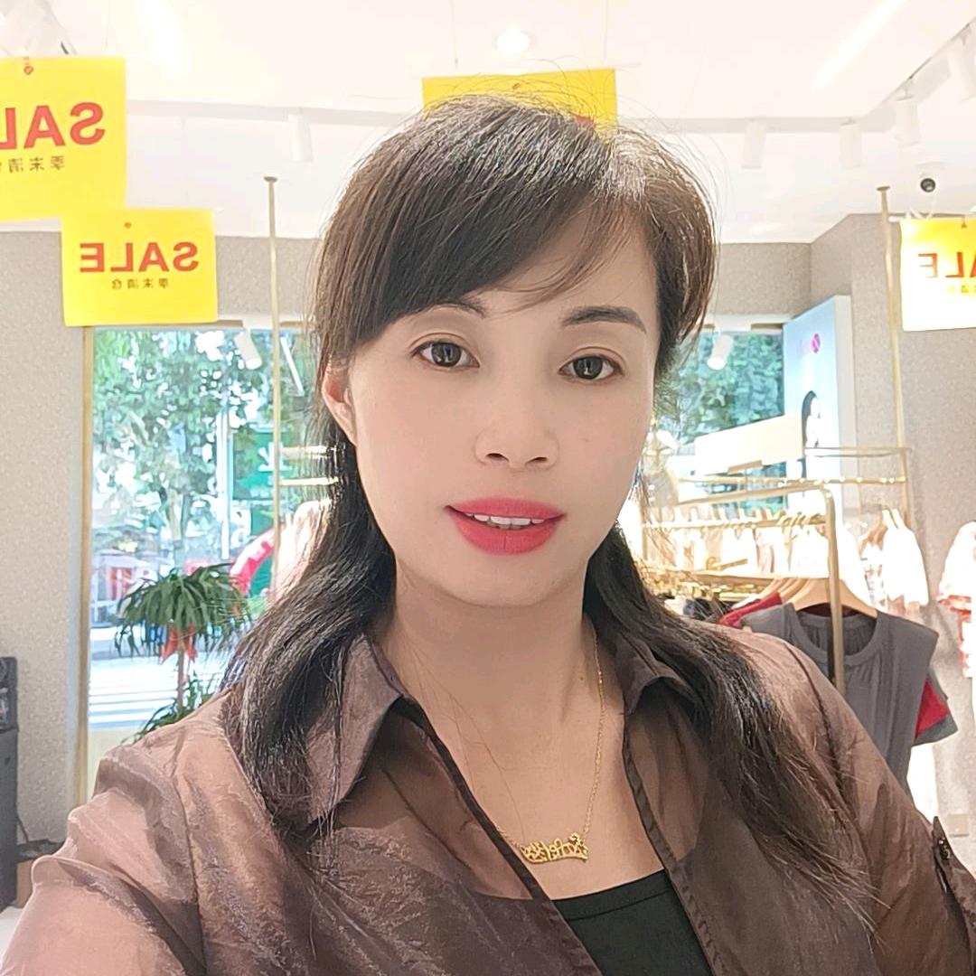正美俪女装忻城小黄