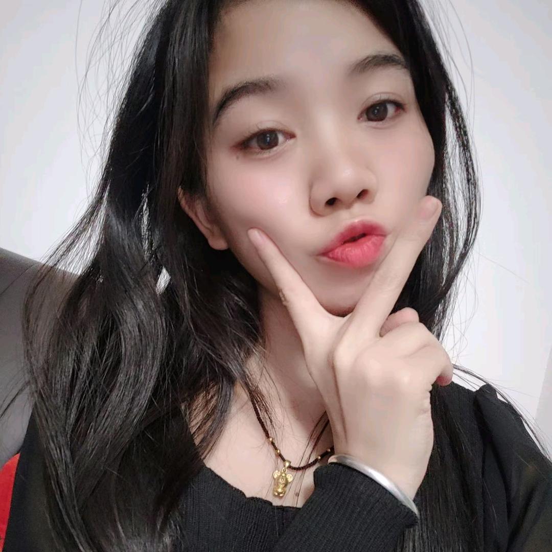 😘果冻😘（请别连续点赞 谢谢)