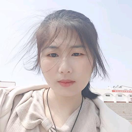 彤彤