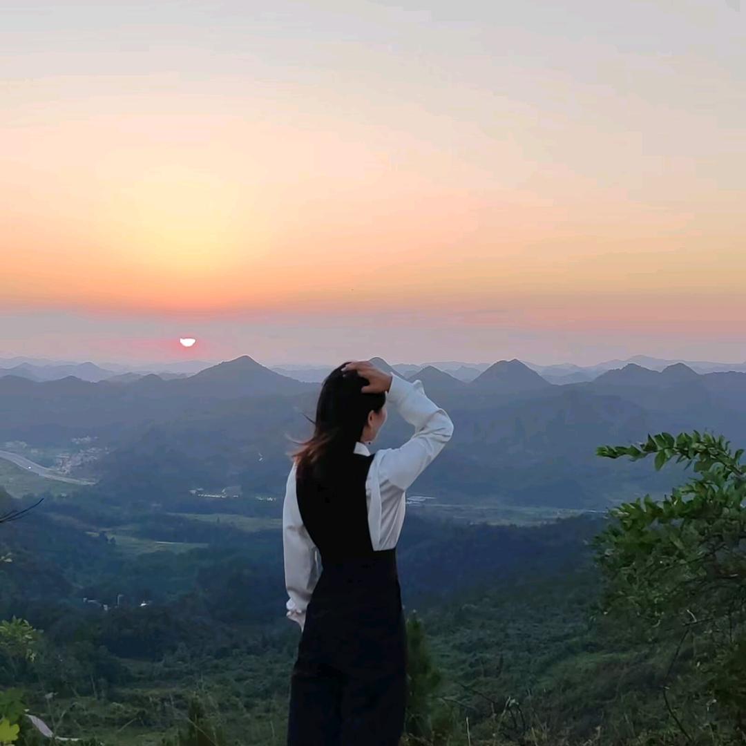 贵州小龙妹