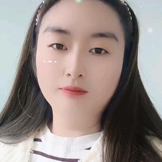 ღ᭄一笑💞倾城꧔ꦿ᭄  💕