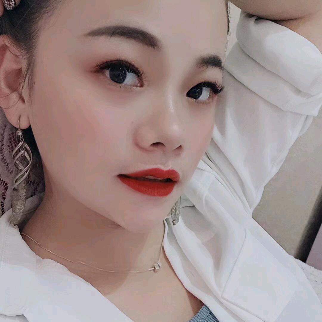 姐💋很拽