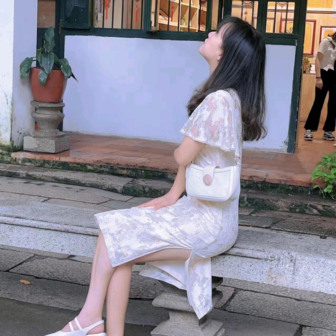 锐丰铝业铝型材定制生产+许小姐