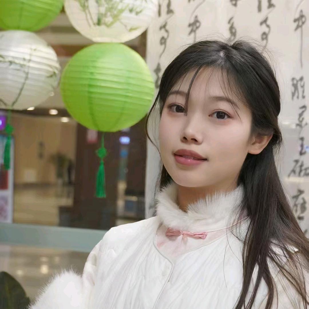 心怡穿搭