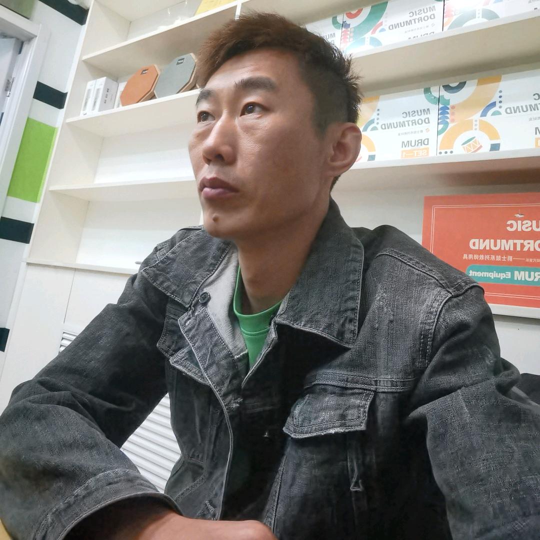 亮哥手工香酥鸡蛋卷