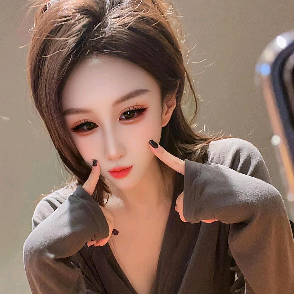 莫莫💃