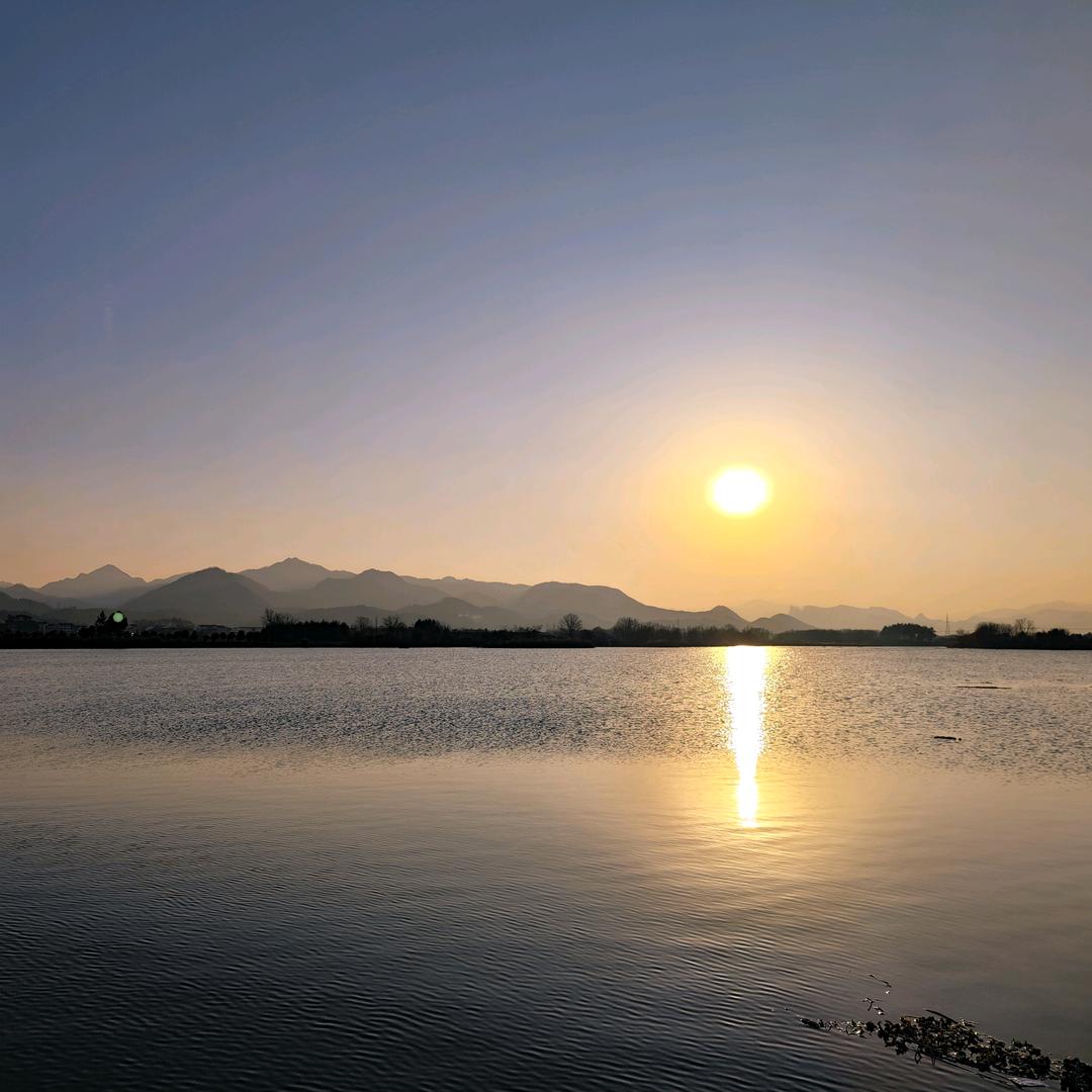 夕阳已落