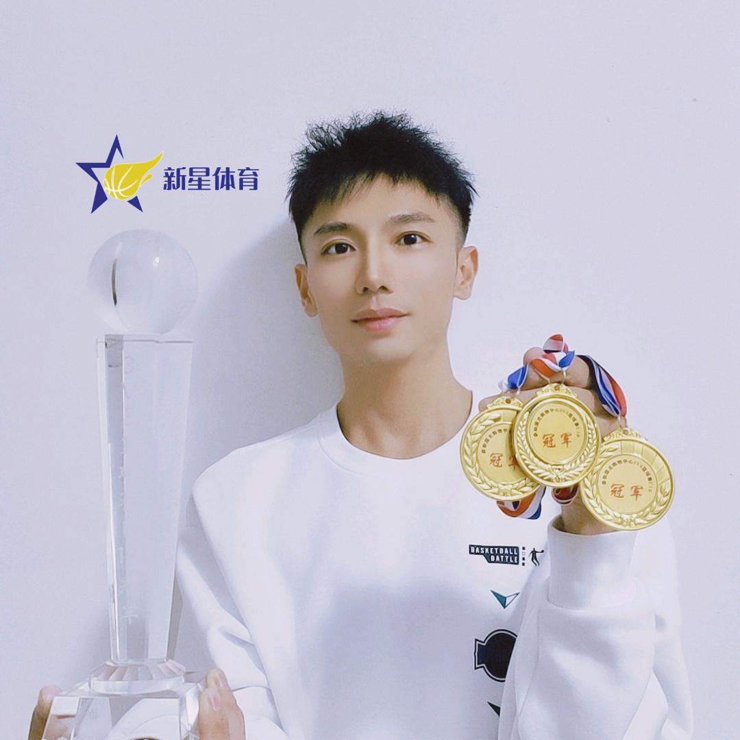 🏀小小卡教练(遂川新星体育）