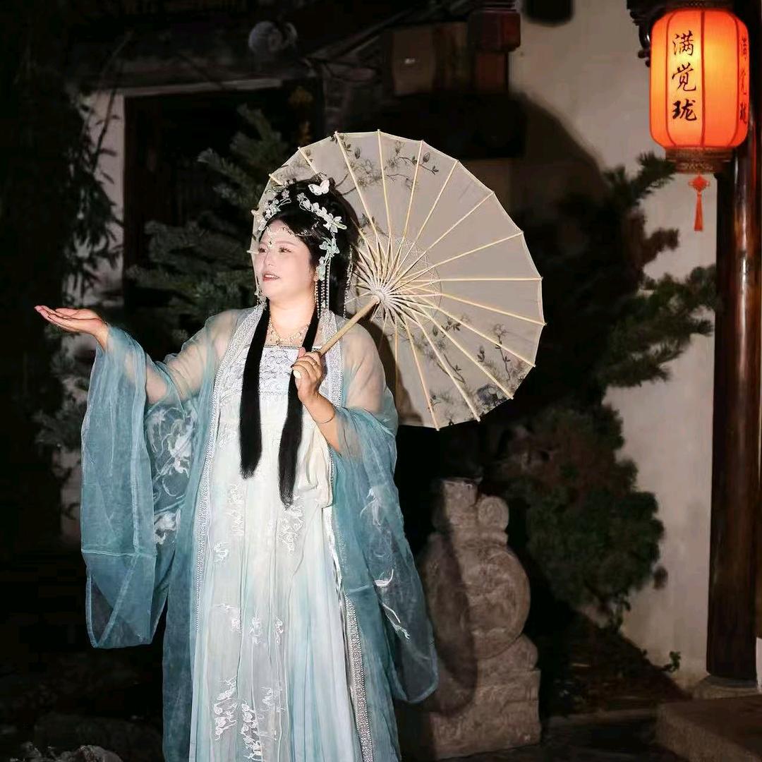 枯萎的树叶
