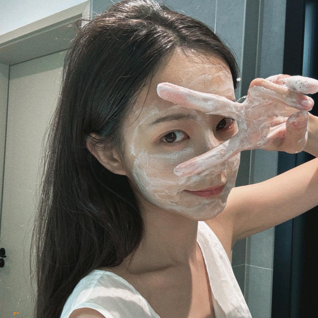云海里的帆