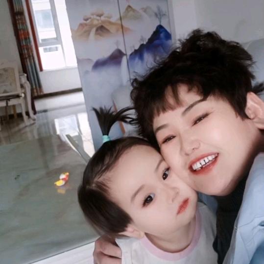 胡家奶奶。华润材料批发。