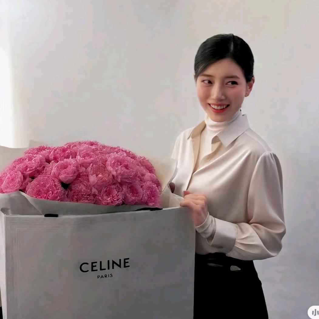 向禄临马的小张。