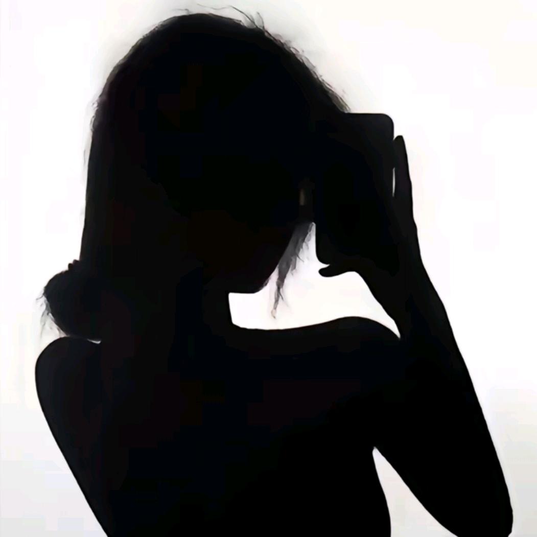 欣