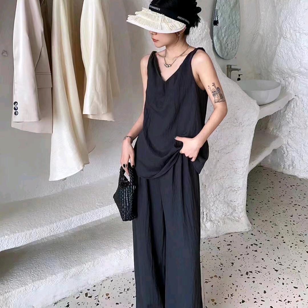 多金女装朋友圈