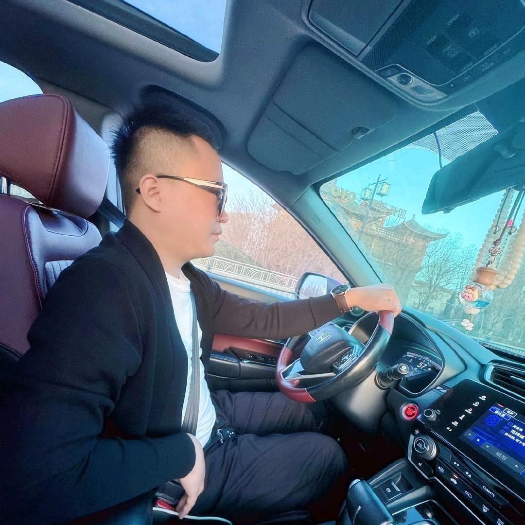 一个达不 刘😘