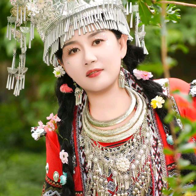 马妮