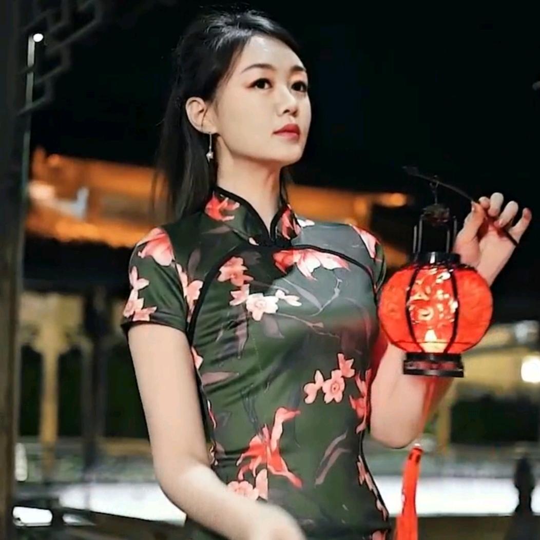 刘家溜溜的大姐