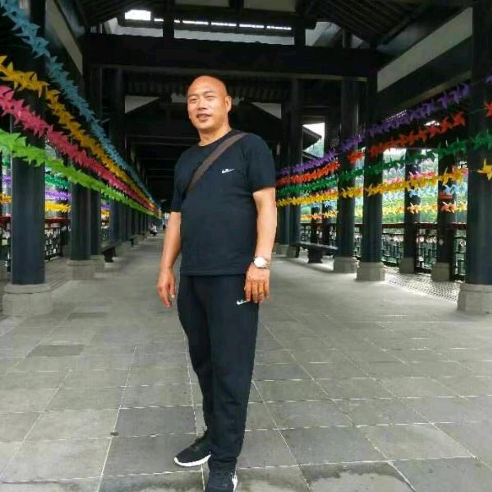 张，(洪哥)