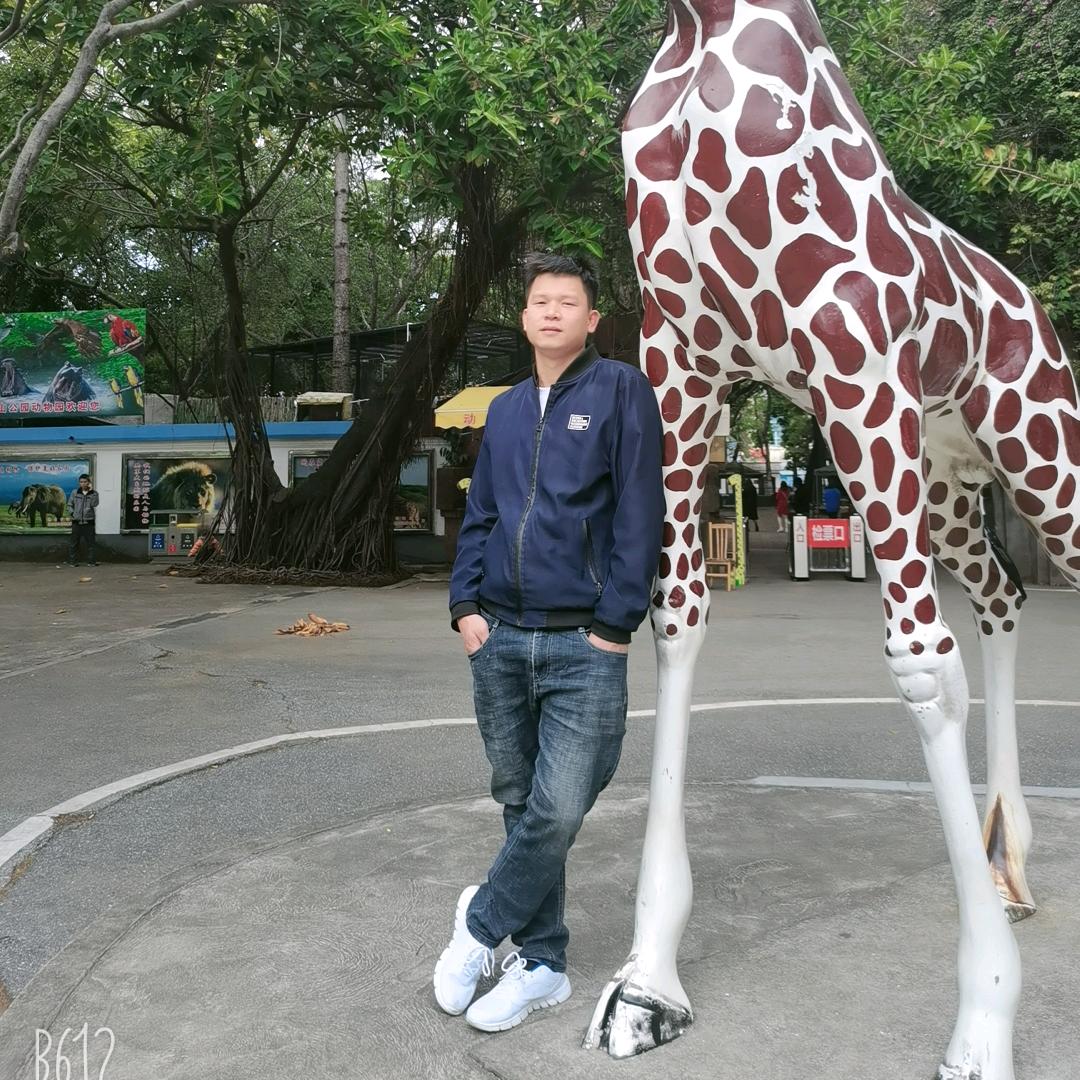 壹@见@钟@覃@