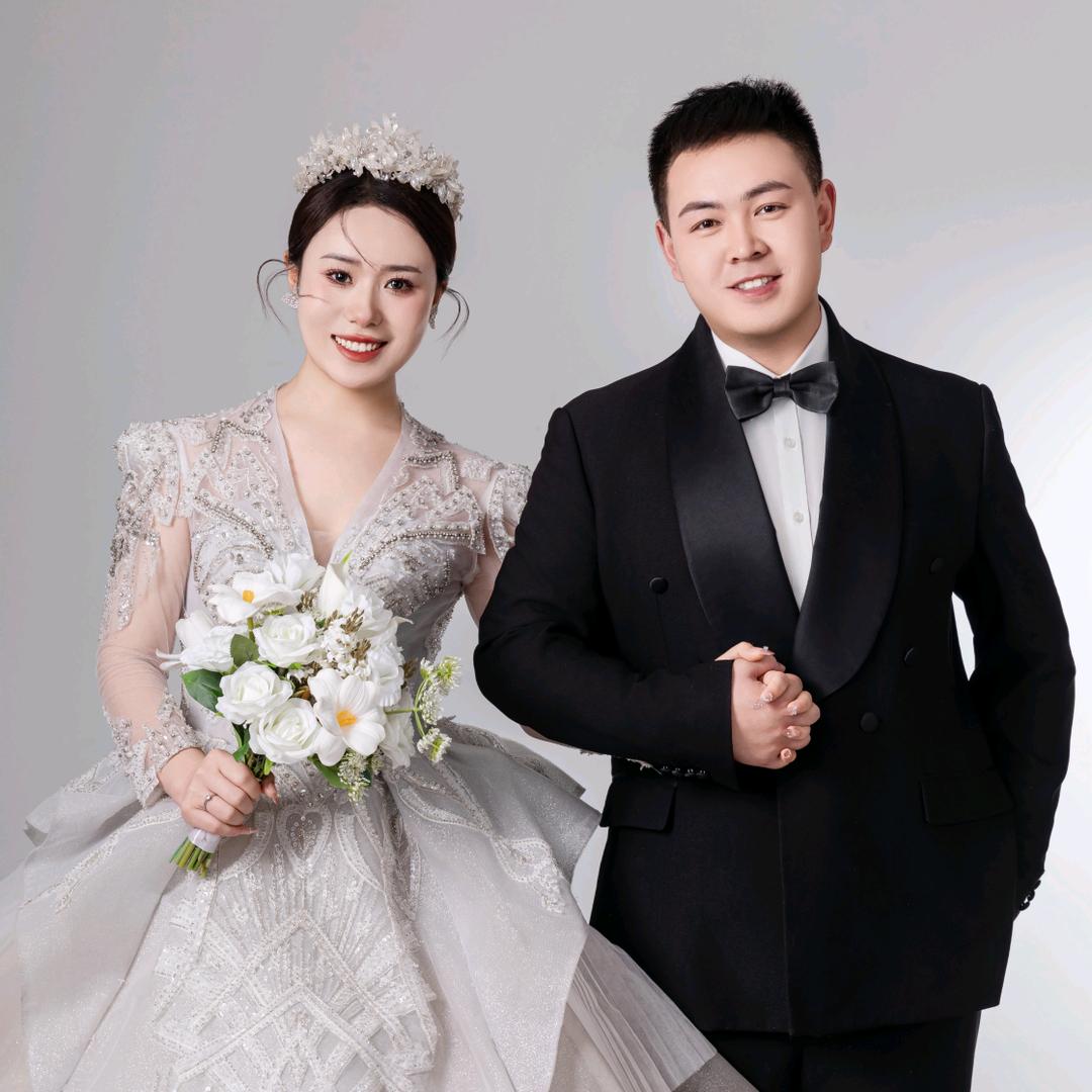 小郭哥爱喝冰可乐🥤