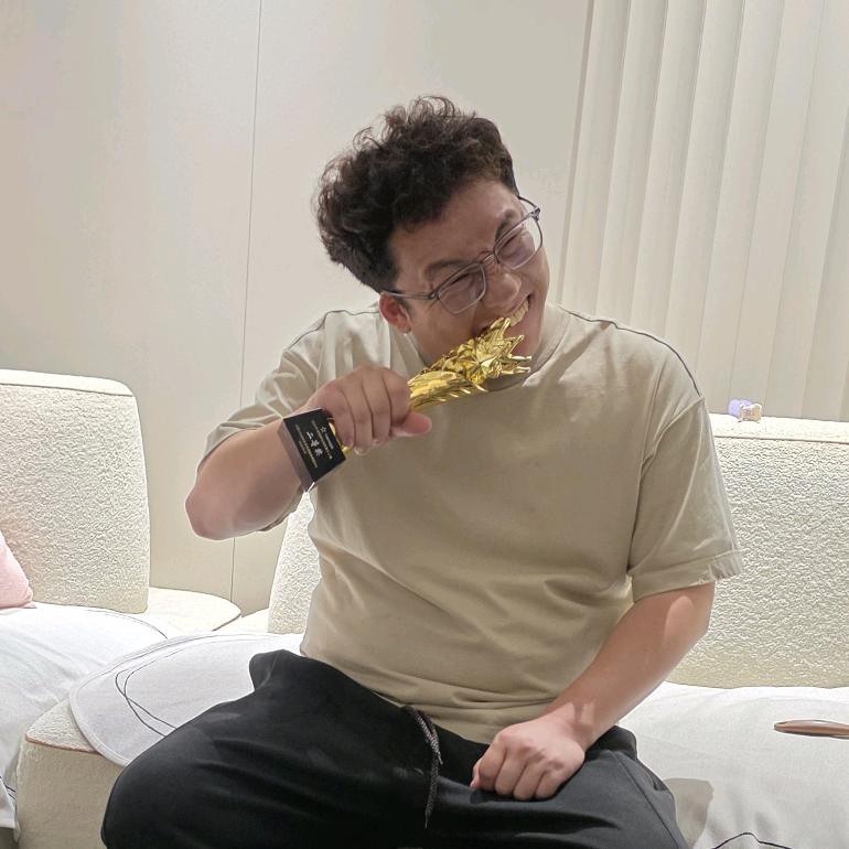 薛晨飞