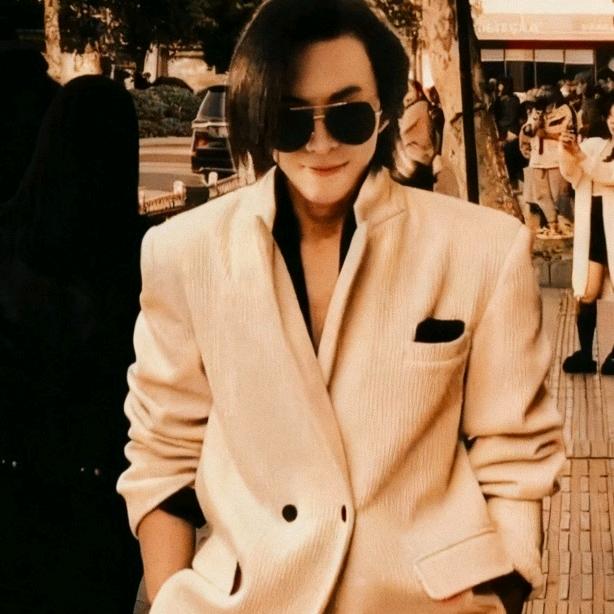 🐲⚜马飞龙⚜🐲🐾