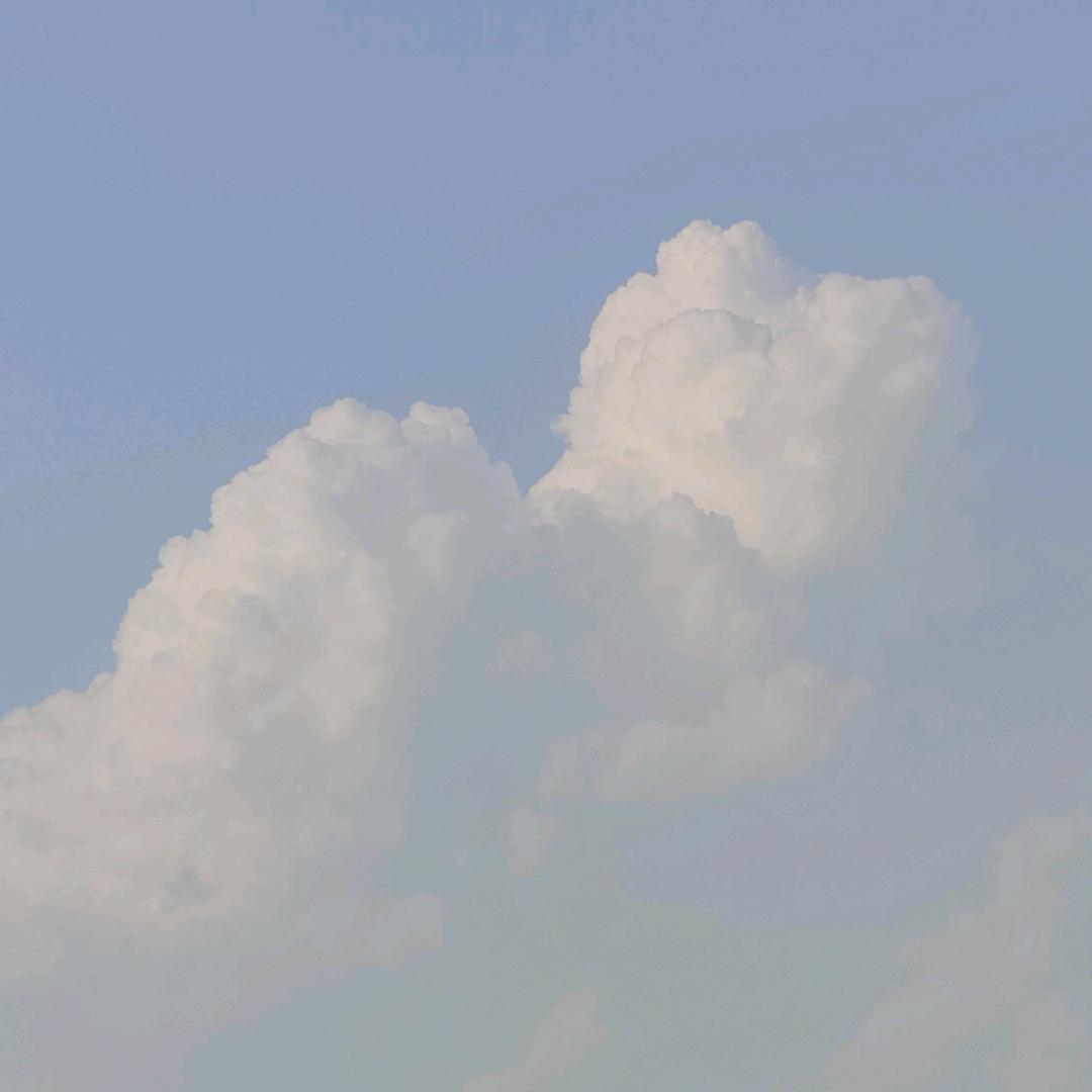 《e》