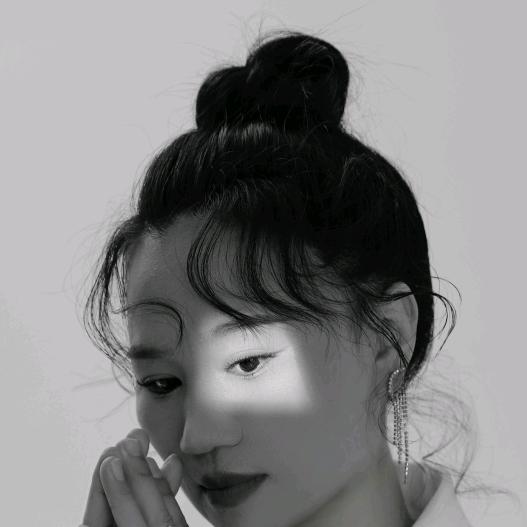 小燕子爱吐槽（早上7点50直播）