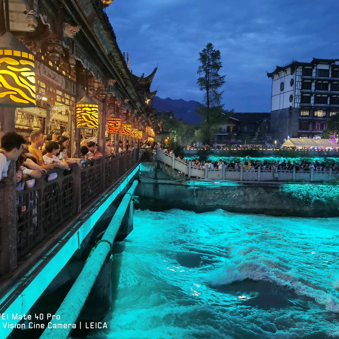 因爱之名，点亮希望