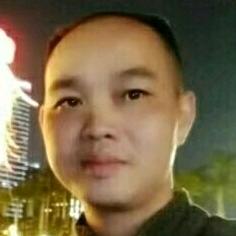 炜铭