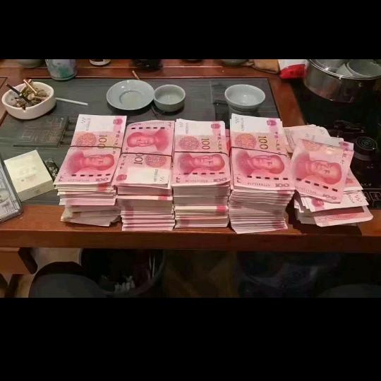我突然笑了