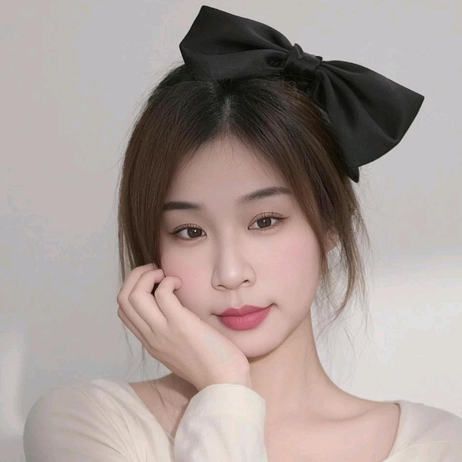 - 覃家大小姐。