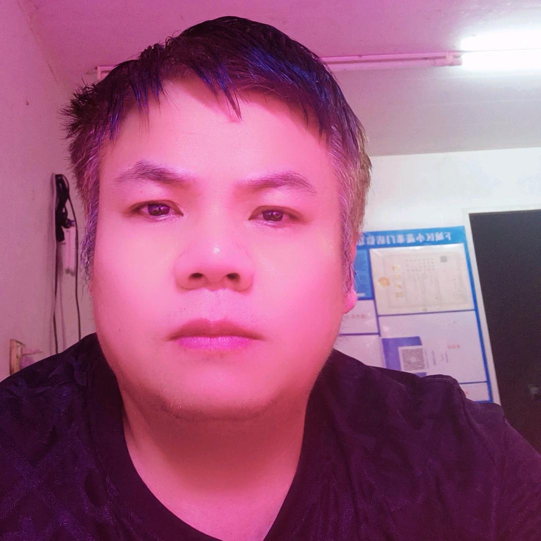 栋栋