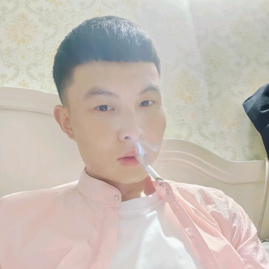 爱掉鱼的小向