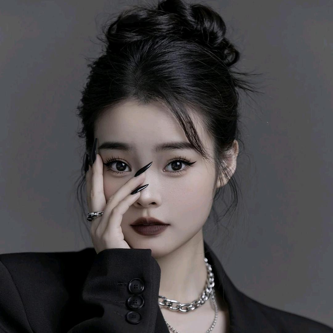 艳