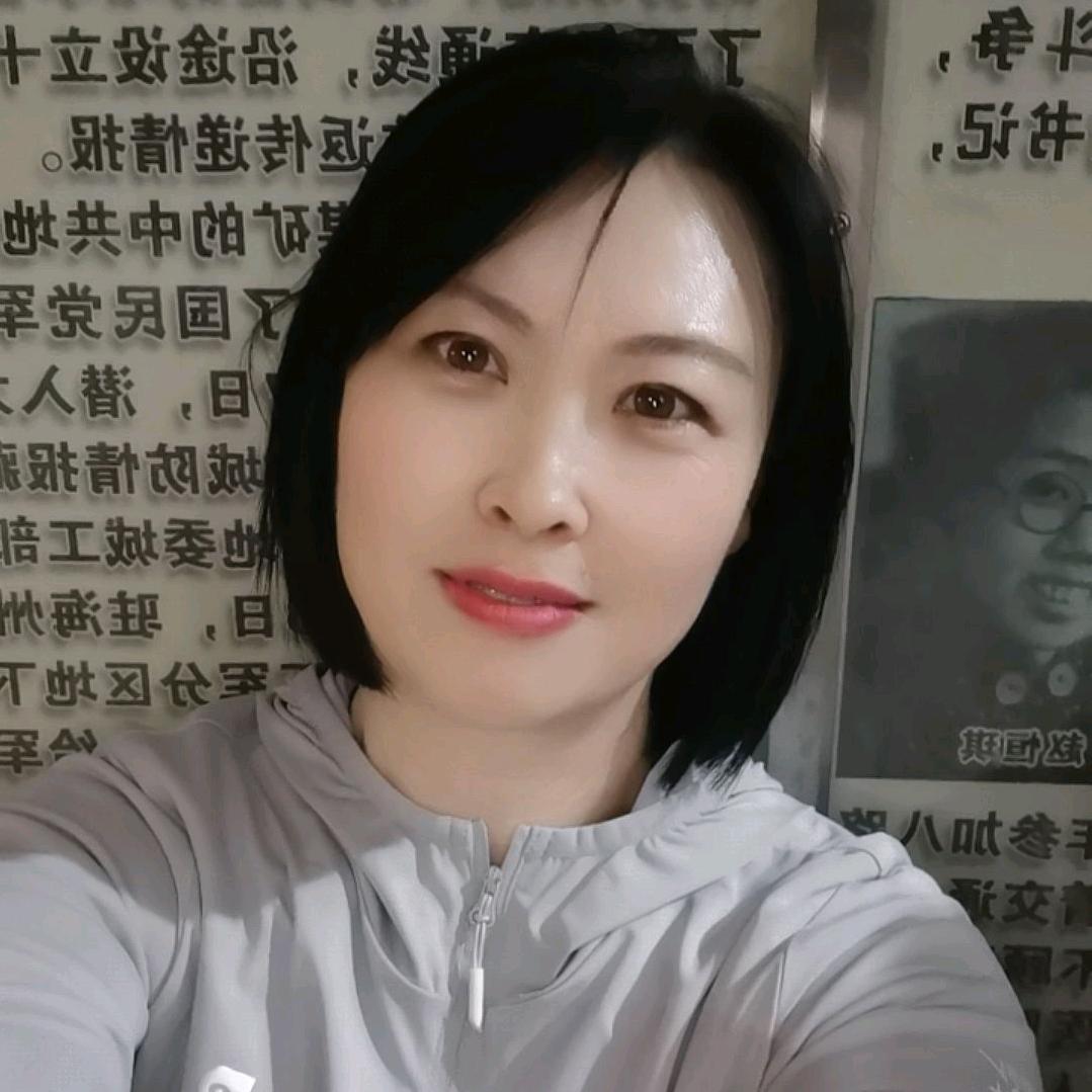 靓颖