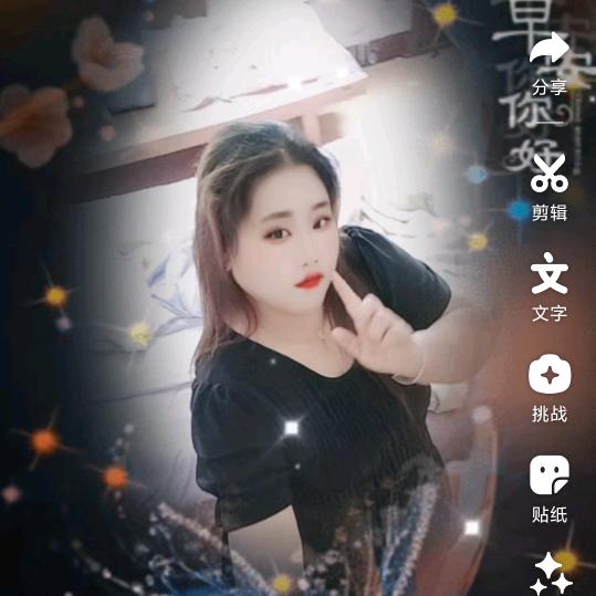 我的眼泪流给谁？谁能理解我？