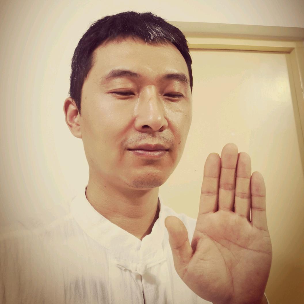 本无我还活着呢