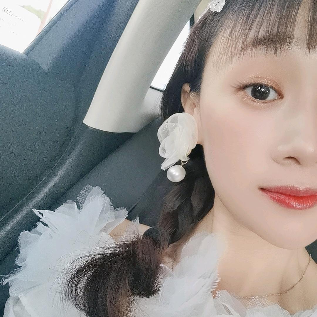莲莲…