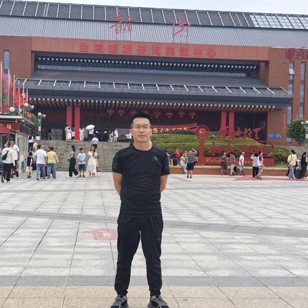 中驰广告传媒熊大盆
