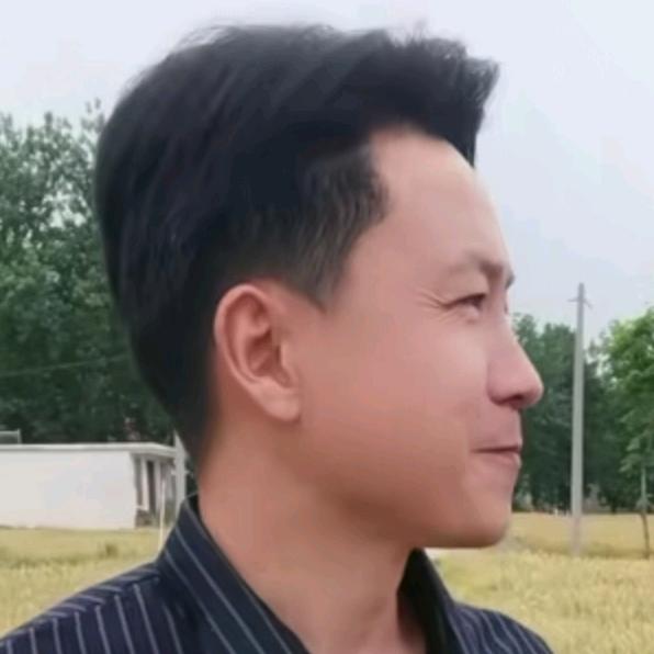 合拍弟弟爱唱歌